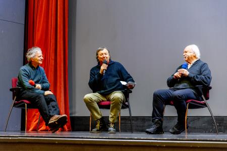 Temni pokrov sveta (10)